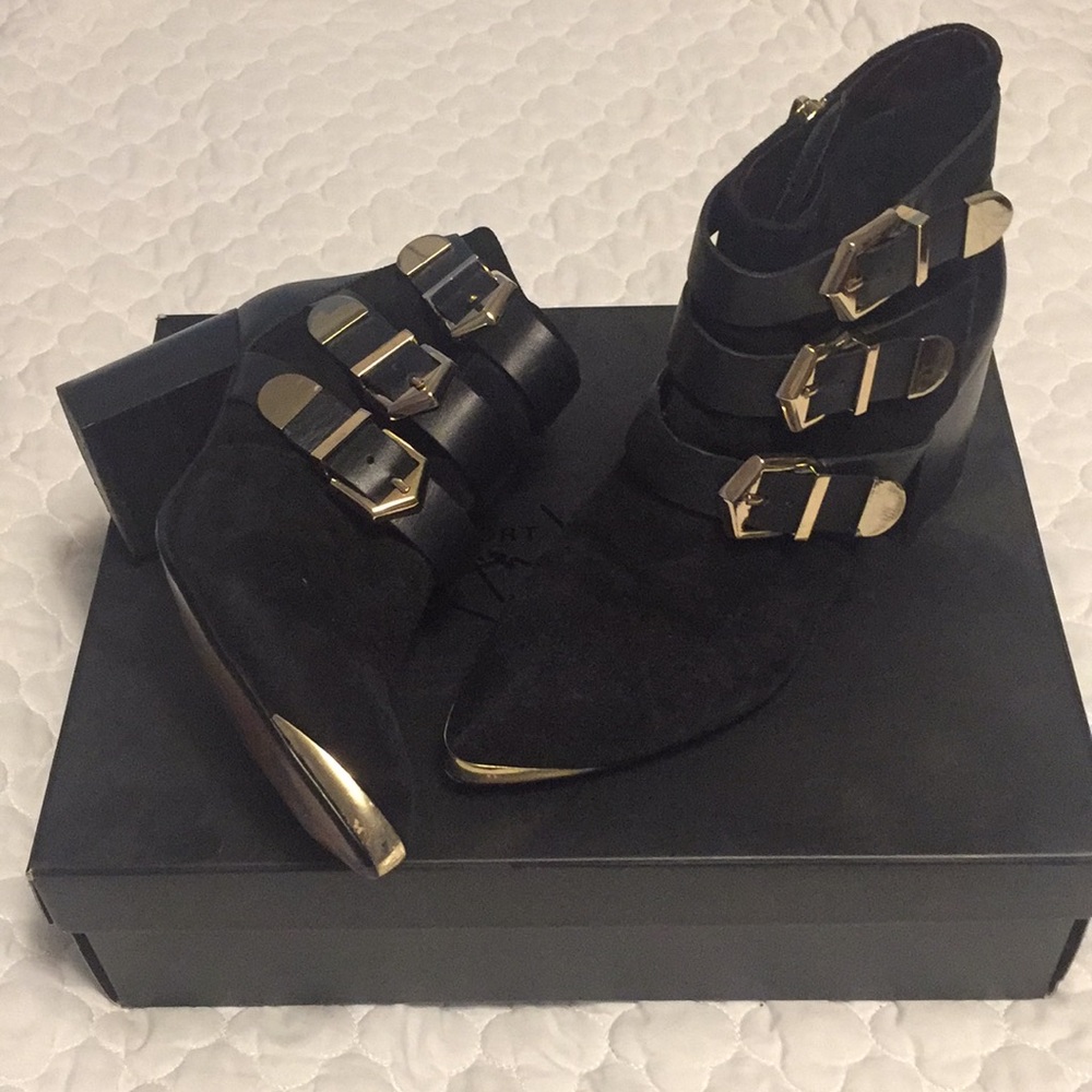 black booties - Picture 3 of 3